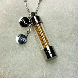 NWT Mustard Seed Faith and Hope pendant necklace.